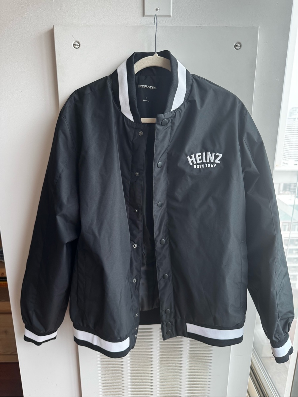 Heinz Est 1869 Embroidered Black Bomber Jacket Sport-Tek Size M
